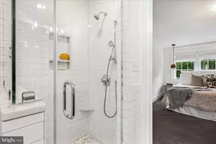 6139 30th St NW, Washington, DC 20015 - Photo 32