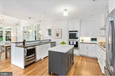 6139 30th Street NW, Washington, DC 20015 - Photo 10
