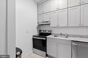 237 8th St NE, Washington, DC 20002 - Photo 10