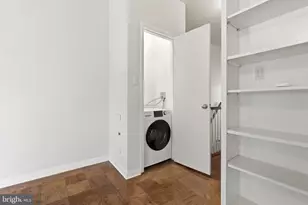 237 8th St NE, Washington, DC 20002 - Photo 8