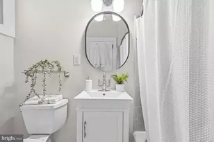 1875 Mintwood Pl NW, Washington, DC 20009 - Photo 18