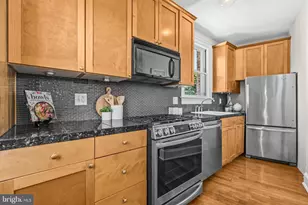 1875 Mintwood Pl NW, Washington, DC 20009 - Photo 10