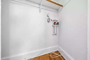 1875 Mintwood Pl NW, Washington, DC 20009 - Photo 14