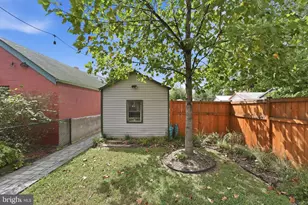 11 Hamilton St NE, Washington, DC 20011 - Photo 16