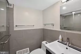 1711 Massachusetts Ave NW, Washington, DC 20036 - Photo 28