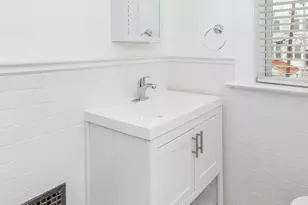 222 R St NE, Washington, DC 20002 - Photo 30