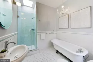 330 14th Pl NE, Washington, DC 20002 - Photo 12