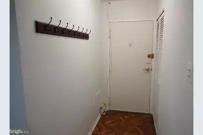 1801 Clydesdale Place NW #324, Washington, DC 20009 - Photo 6