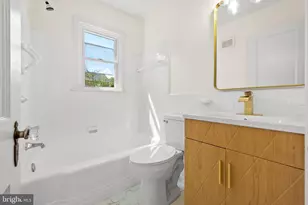 1903 R St SE, Washington, DC 20020 - Photo 26