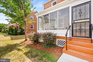 1903 R St SE, Washington, DC 20020 - Photo 2