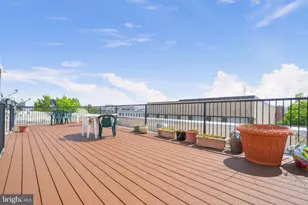 1109 O St NW, Washington, DC 20005 - Photo 24