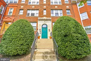 1109 O St NW, Washington, DC 20005 - Photo 32