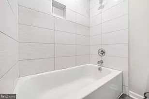 1109 O St NW, Washington, DC 20005 - Photo 22
