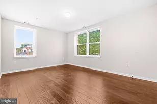 1109 O St NW, Washington, DC 20005 - Photo 14