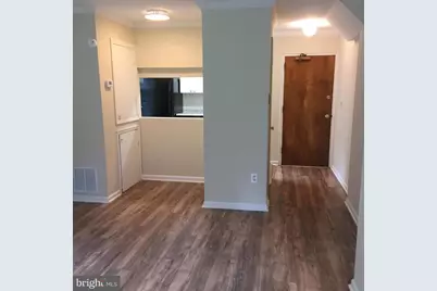 2055 38th Street SE #101, Washington, DC 20020 - Photo 2