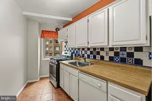 4200 Cathedral Ave NW, Washington, DC 20016 - Photo 22