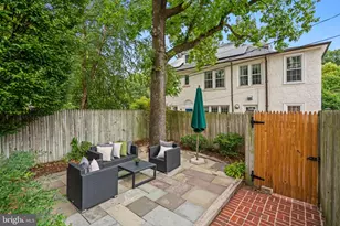 3306 Cathedral Ave NW, Washington, DC 20008 - Photo 30