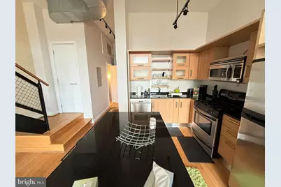 1390 V Street NW #212, Washington, DC 20009 - Photo 2
