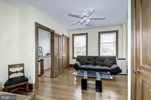 2712 P NW, Washington, DC 20007 - Photo 18