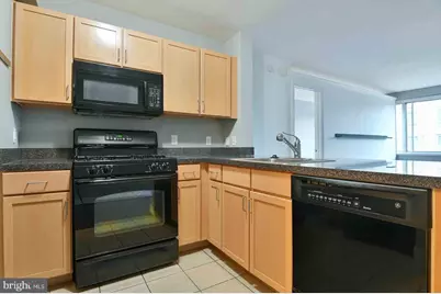800 4th Street SW #N411, Washington, DC 20024 - Photo 6