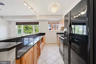 738 Longfellow St NW, Washington, DC 20011 - Photo 8