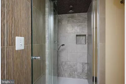 910 T Street NW #B, Washington, DC 20001 - Photo 20