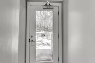 1220 19th St NE, Washington, DC 20002 - Photo 22