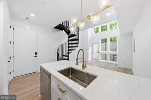 2105 M St NE, Washington, DC 20002 - Photo 16