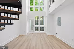 2105 M St NE, Washington, DC 20002 - Photo 18