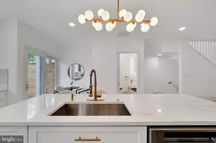 913 L St NE, Washington, DC 20002 - Photo 12