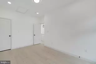 913 L St NE, Washington, DC 20002 - Photo 28