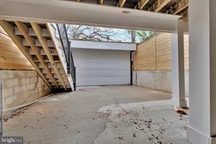 913 L St NE, Washington, DC 20002 - Photo 40
