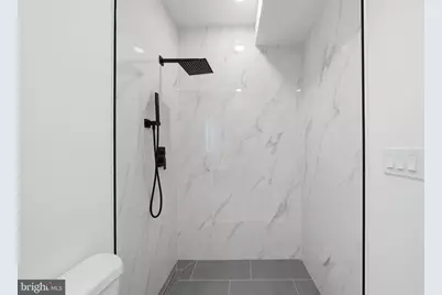 2105 M Street NE #2, Washington, DC 20002 - Photo 24