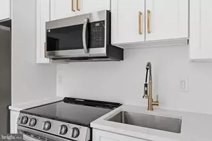 2105 M St NE, Washington, DC 20002 - Photo 10