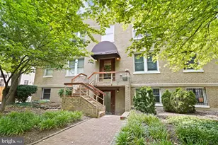 233 Kentucky Ave SE, Washington, DC 20003 - Photo 2