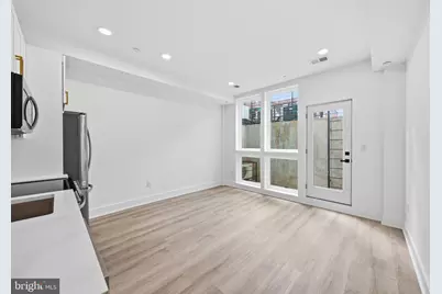 2105 M Street NE #4, Washington, DC 20002 - Photo 6