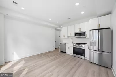 2105 M Street NE #4, Washington, DC 20002 - Photo 4