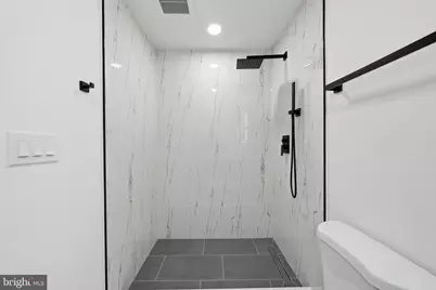 2105 M Street NE #7, Washington, DC 20002 - Photo 28