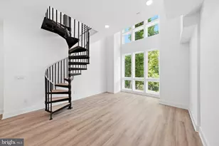 2105 M St NE, Washington, DC 20002 - Photo 16
