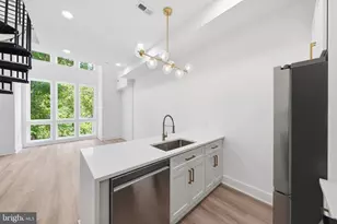 2105 M St NE, Washington, DC 20002 - Photo 12