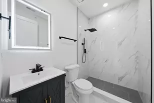 2105 M St NE, Washington, DC 20002 - Photo 20