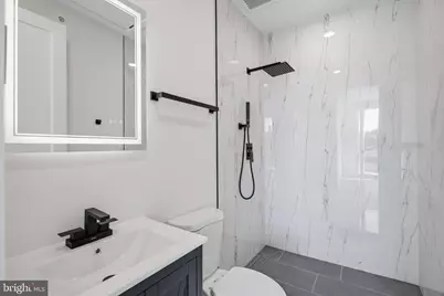 2105 M Street NE #9, Washington, DC 20002 - Photo 12
