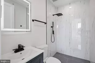 2105 M St NE, Washington, DC 20002 - Photo 12