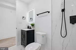 2105 M St NE, Washington, DC 20002 - Photo 10