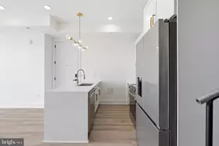 2105 M St NE, Washington, DC 20002 - Photo 14