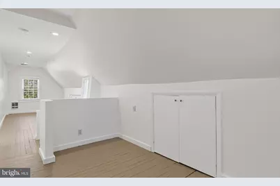 4205 38th Street NW, Washington, DC 20016 - Photo 8