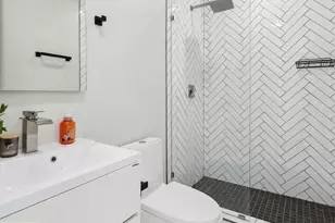 2213 M St NE, Washington, DC 20002 - Photo 18