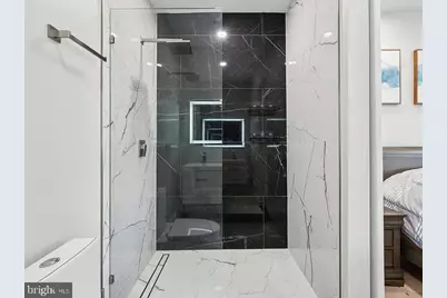 2213 M Street NE #9, Washington, DC 20002 - Photo 14