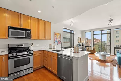 1211 NW 13th Street NW #704, Washington, DC 20005 - Photo 6