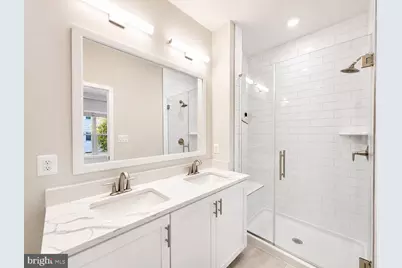1011 Sycamore Drive SE, Washington, DC 20032 - Photo 24